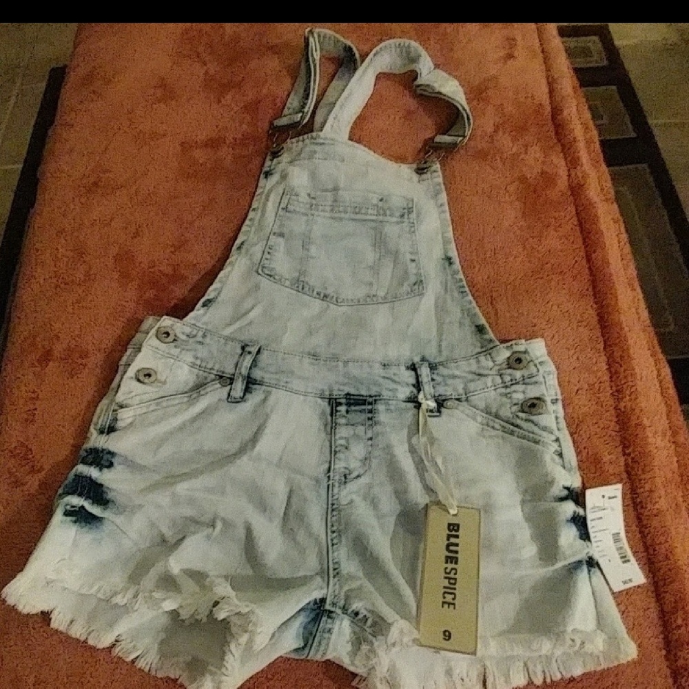 Shorts and joggers size 9